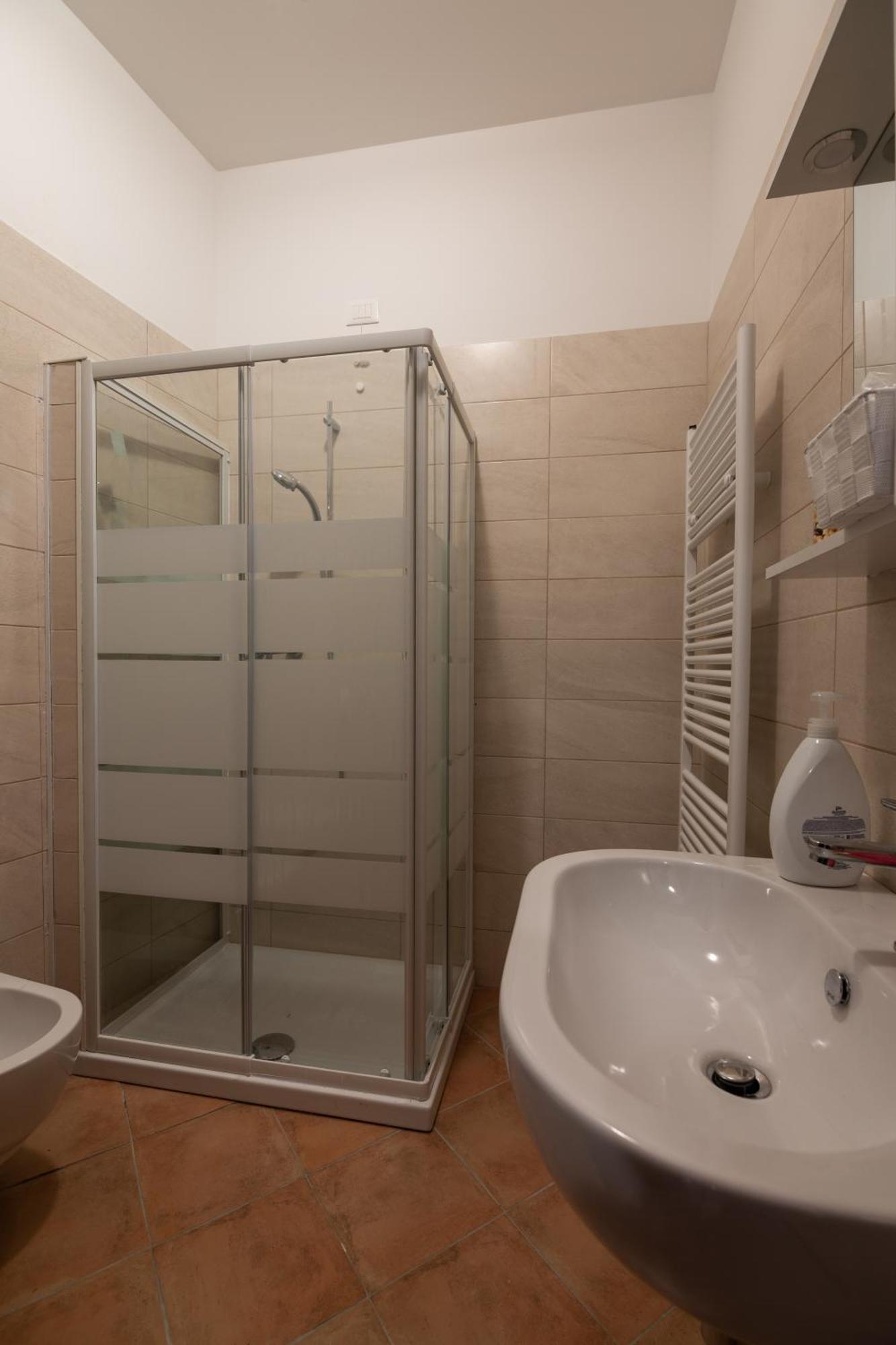 Ferienwohnung Sotto La Torre LʼAquila Exterior foto