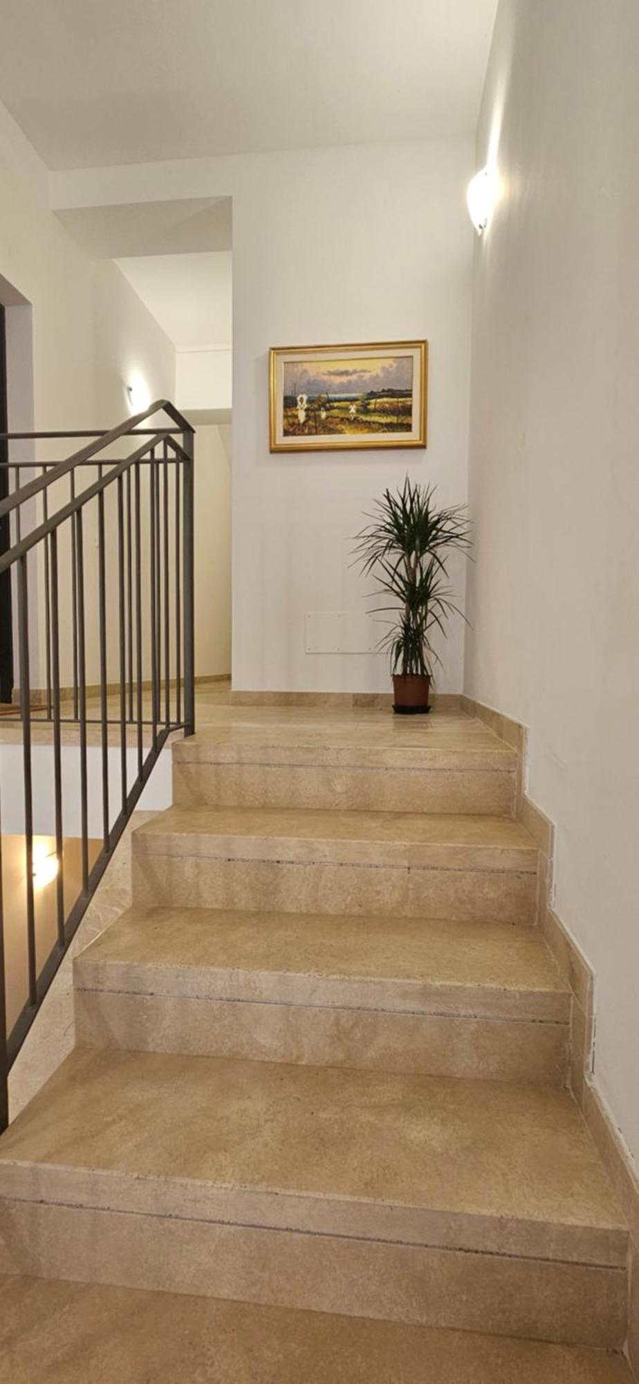 Ferienwohnung Sotto La Torre LʼAquila Exterior foto