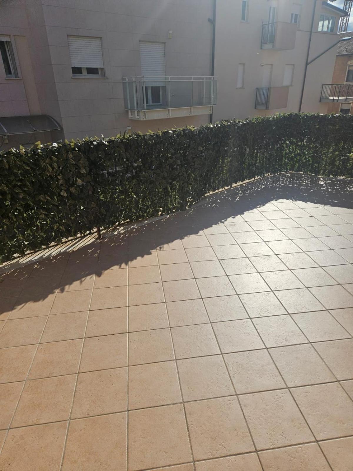 Ferienwohnung Sotto La Torre LʼAquila Exterior foto